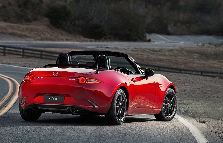Fiat 124 Spider to be unveiled at 2015 LA show – report