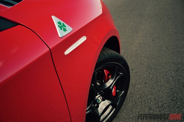 2015 Alfa Romeo Giulietta QV-emblem