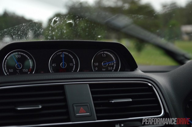 2015 Volkswagen Scirocco R-boost gauge