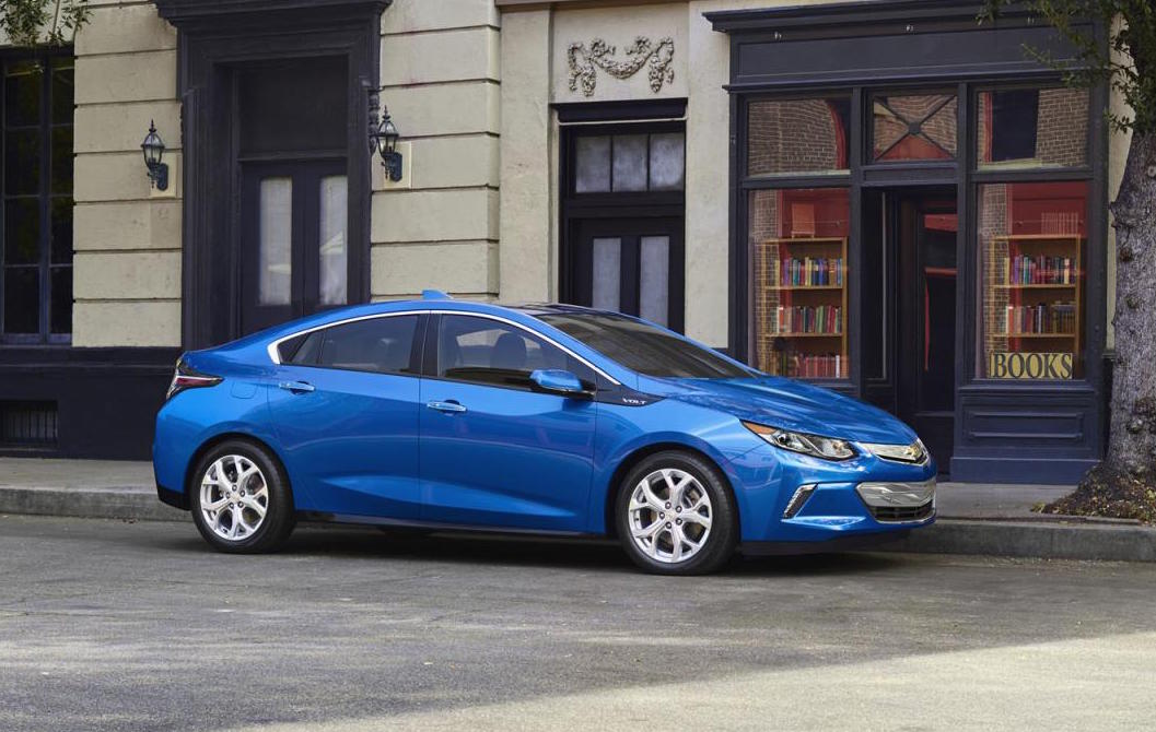 2016 Chevrolet Volt receives big price cut in the US