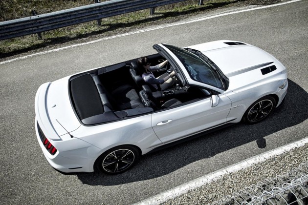 2016 Ford Mustang Pony convertible-roof down