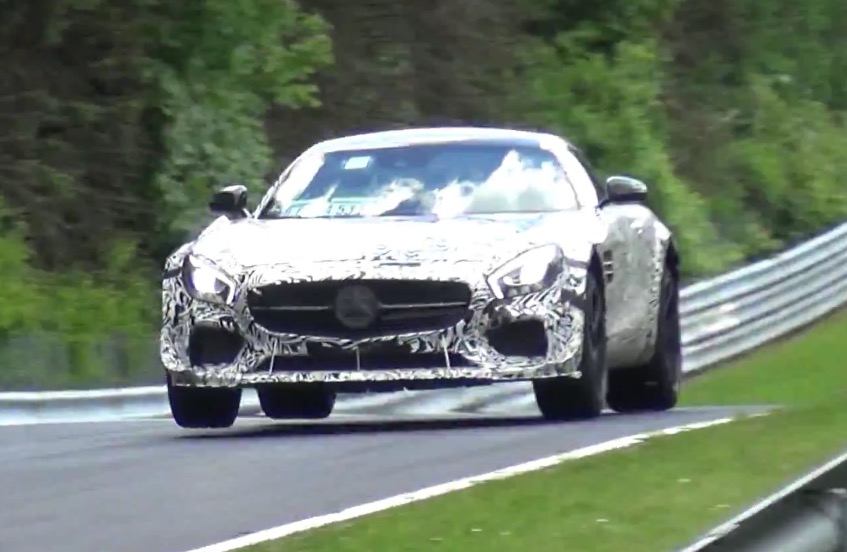Video: Mercedes-AMG GT prototype spotted with unique aero kit