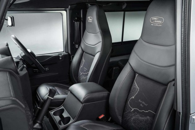 Land Rover Defender 2000000 edition-seats