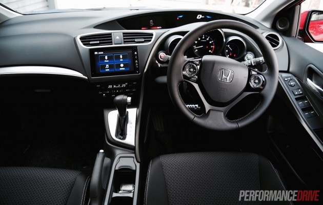 2015 Honda Civic VTi-L-dash