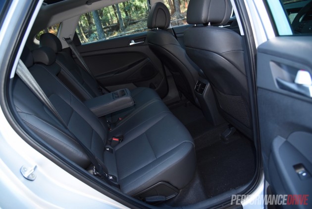 2015 Hyundai Tucson-rear seats