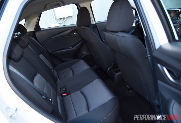 2015 Mazda CX-3 Maxx-rear seats