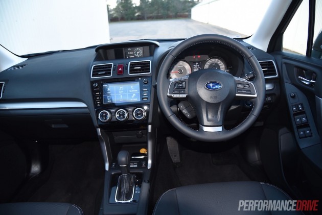 2015 Subaru Forester 2.0D-S-dash