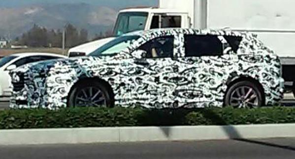 2017 Mazda CX-9 spotted testing, sports sharp new design