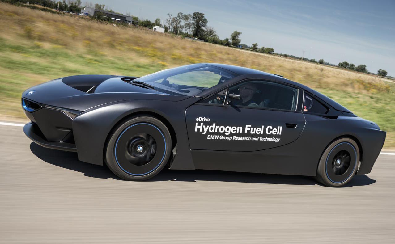 BMW i8 hydrogen fuel cell research prototype shows its face