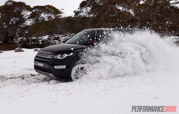 2015 Land Rover Discovery Sport-snow carve