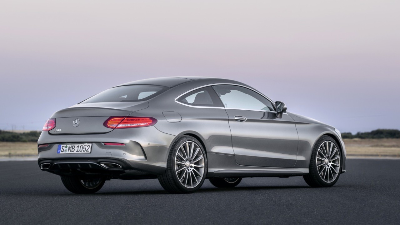 2016 Mercedes-Benz C-Class Coupe revealed; lighter, larger ...