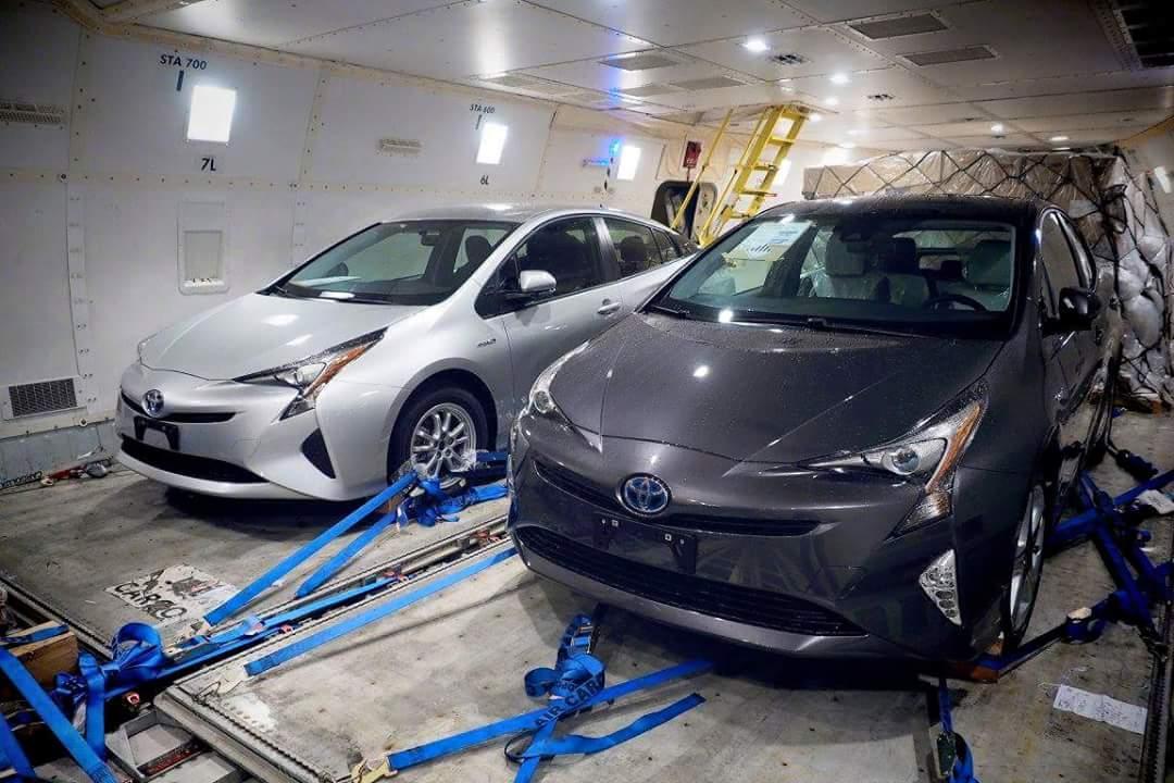 2016 Toyota Prius exterior revealed