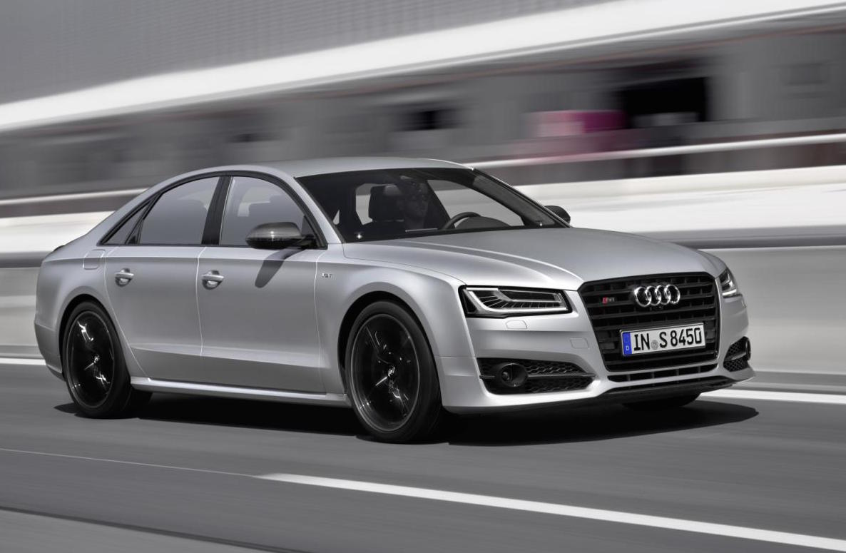 Audi S8 Plus revealed with bonkers performance
