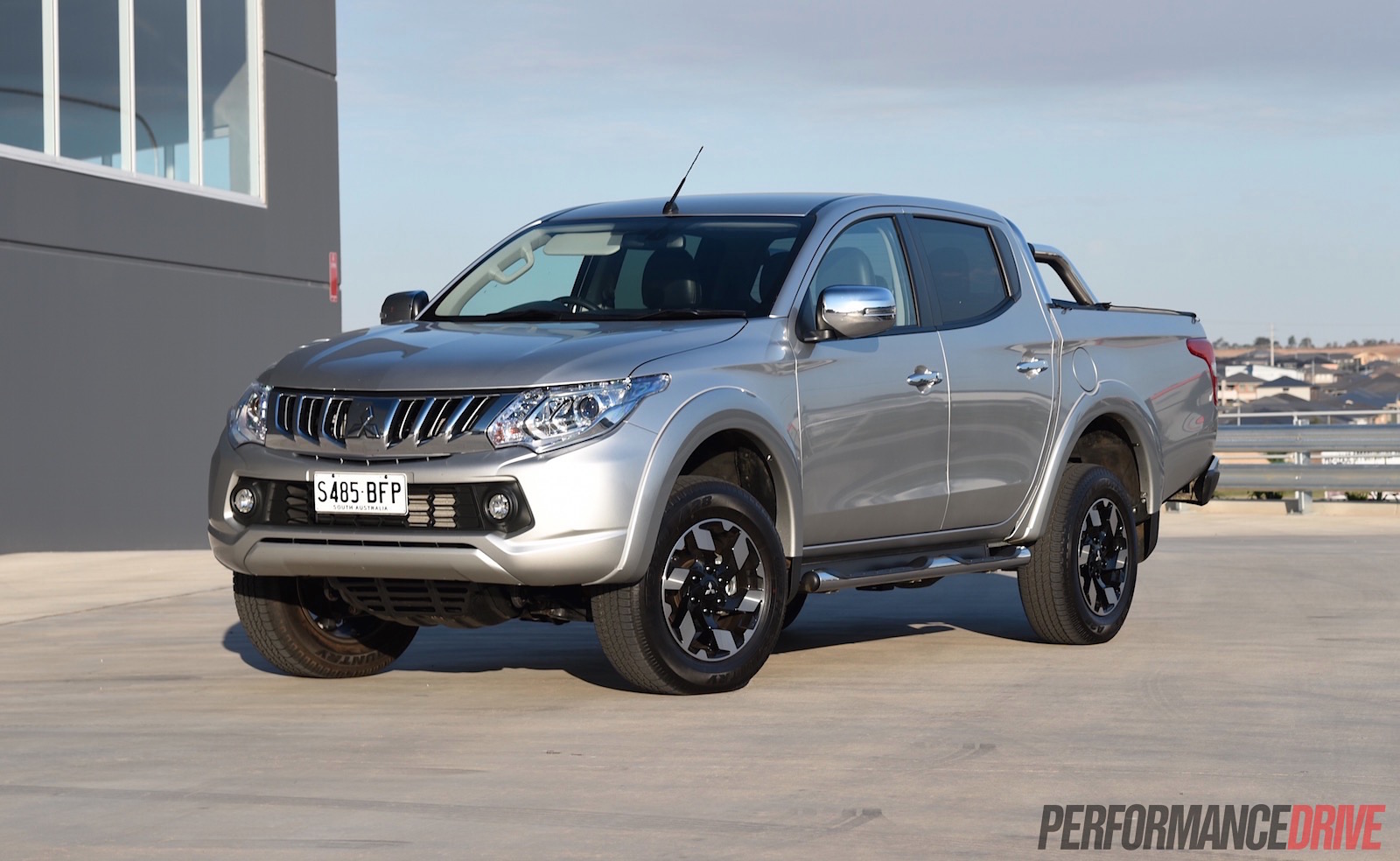 2016 Mitsubishi Triton review – GLS & Exceed (video)