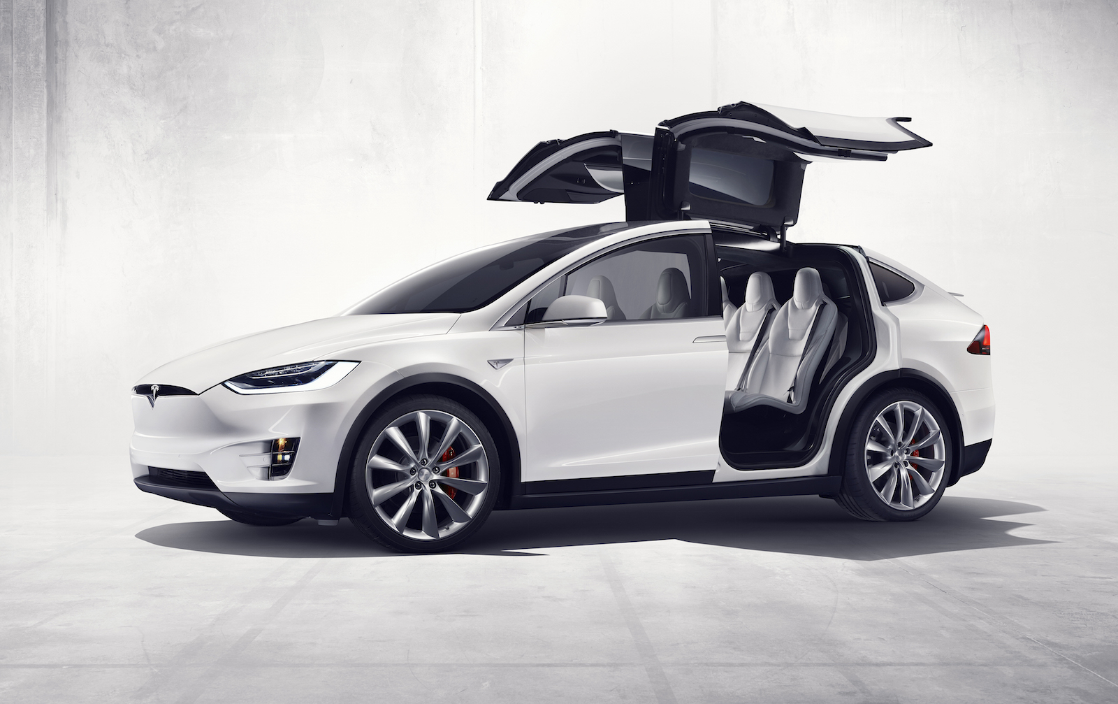 Tesla Model X fully electric SUV revealed, 0-60mph in 3.2 seconds