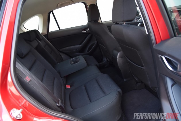 2015 Mazda CX-5 Maxx Sport-rear seats
