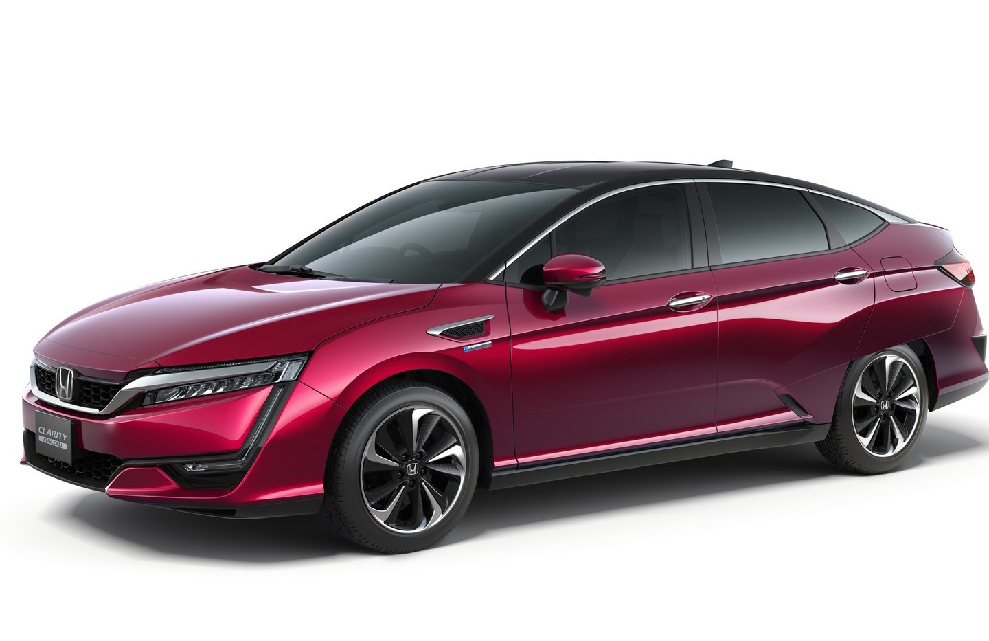 2016 Honda Clarity Fuel Cell production car revealed