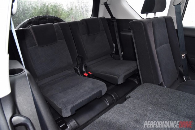 2016 Toyota LandCruiser Prado GXL-third row seats