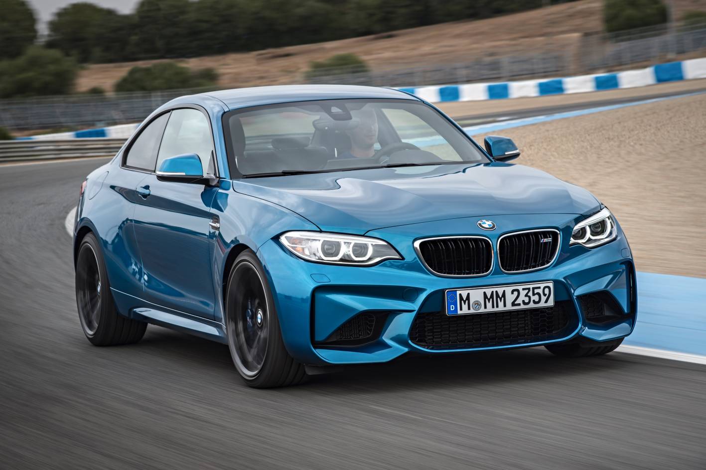 BMW M2 officially revealed; 272kW, 0-100km/h in 4.3sec