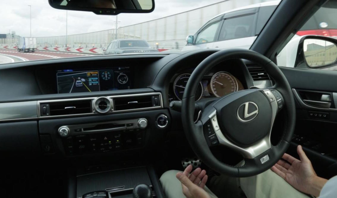 Lexus reveals Highway Teammate autonomous driving tech (video)