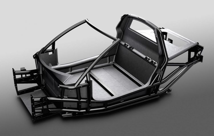 iStream Carbon tub chassis revealed, ready for production ...