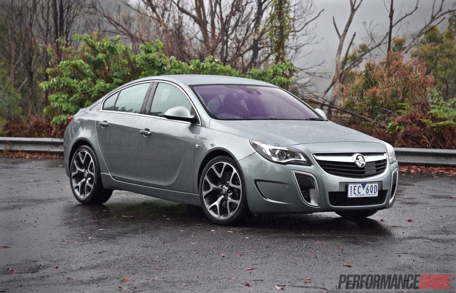 2015 Holden Insignia VXR review (video)