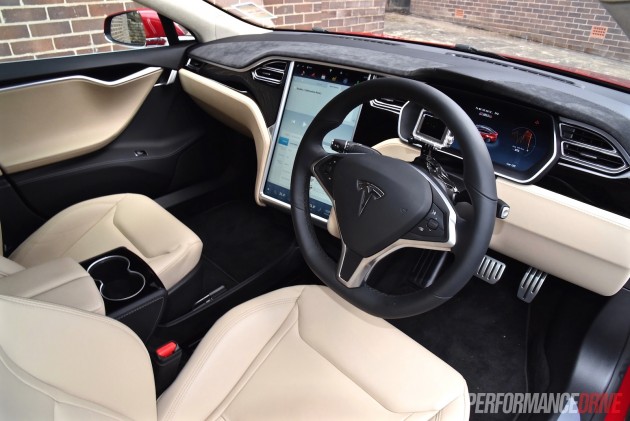 2015 Tesla Model S P90D-interior