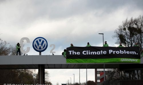 Greenpeace activists attack Volkswagen in latest campaign