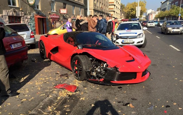 LaFerrari crash in Hungary, hits 3 parked cars