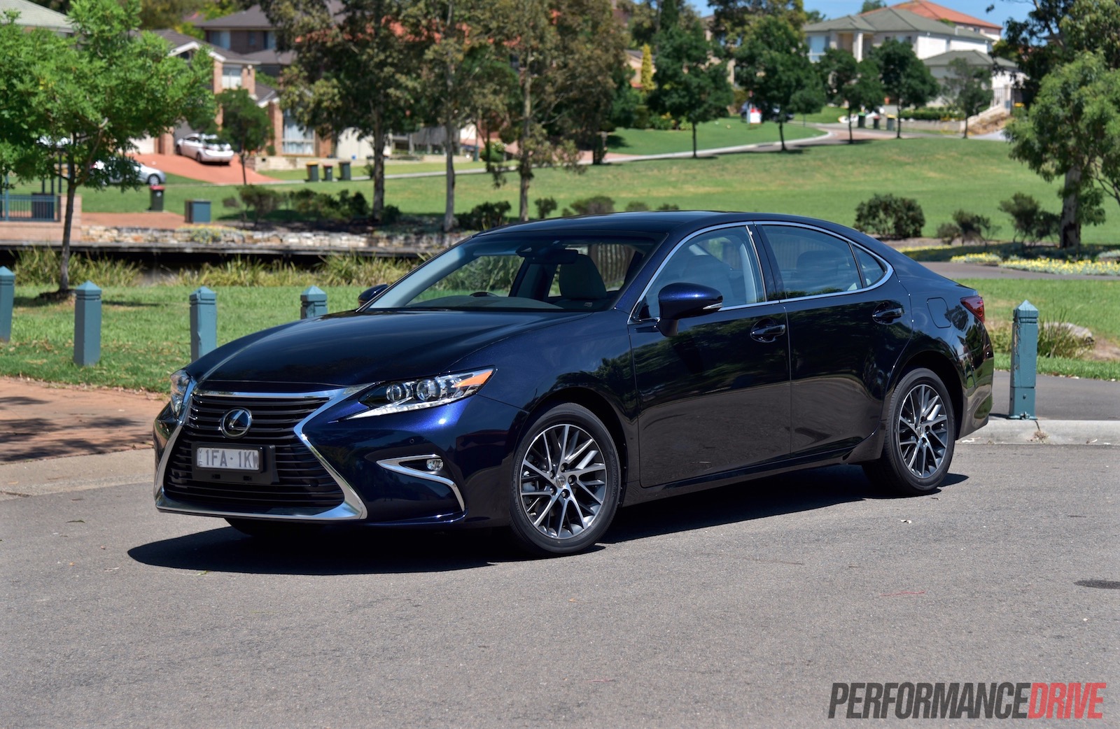 2016 Lexus ES 350 Sports Luxury review (video) – PerformanceDrive