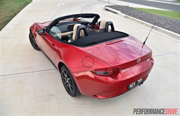 2016 Mazda MX-5 GT-roof down