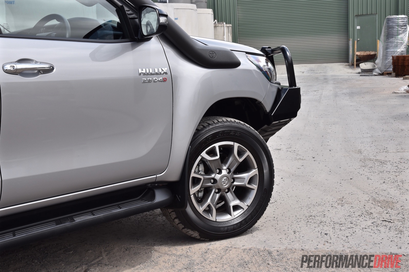 2016 Toyota HiLux SR-badge – PerformanceDrive