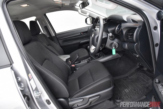 2016 Toyota HiLux SR-seats