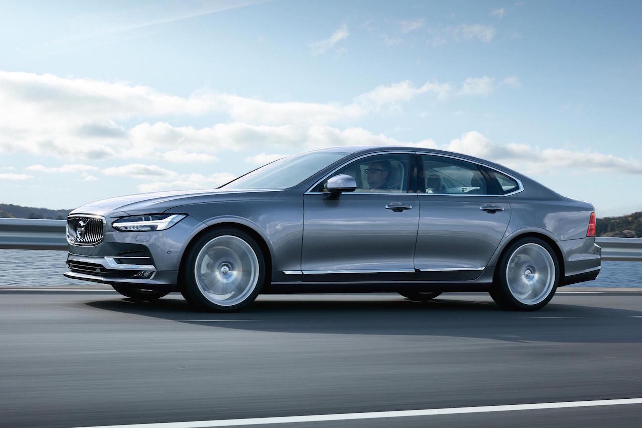 2016 Volvo S90 officially revealed