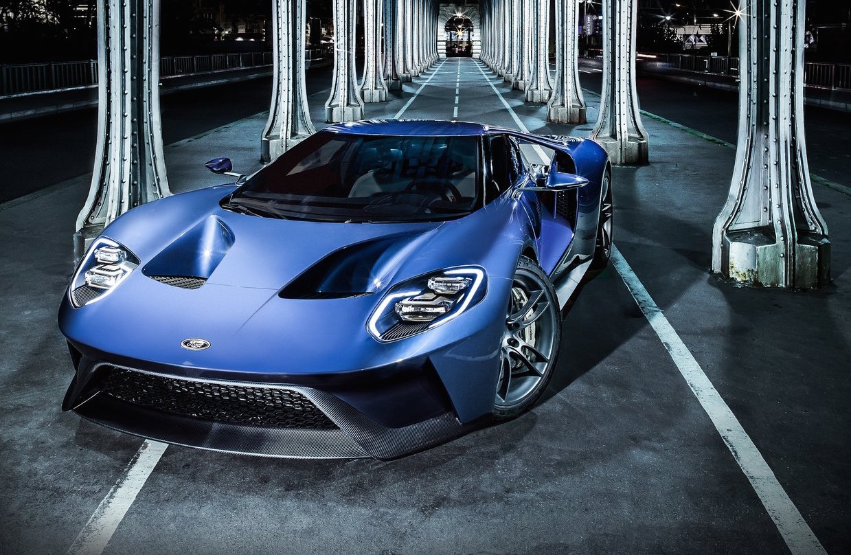 New Ford GT to feature smartphone-like Gorilla Glass windscreen