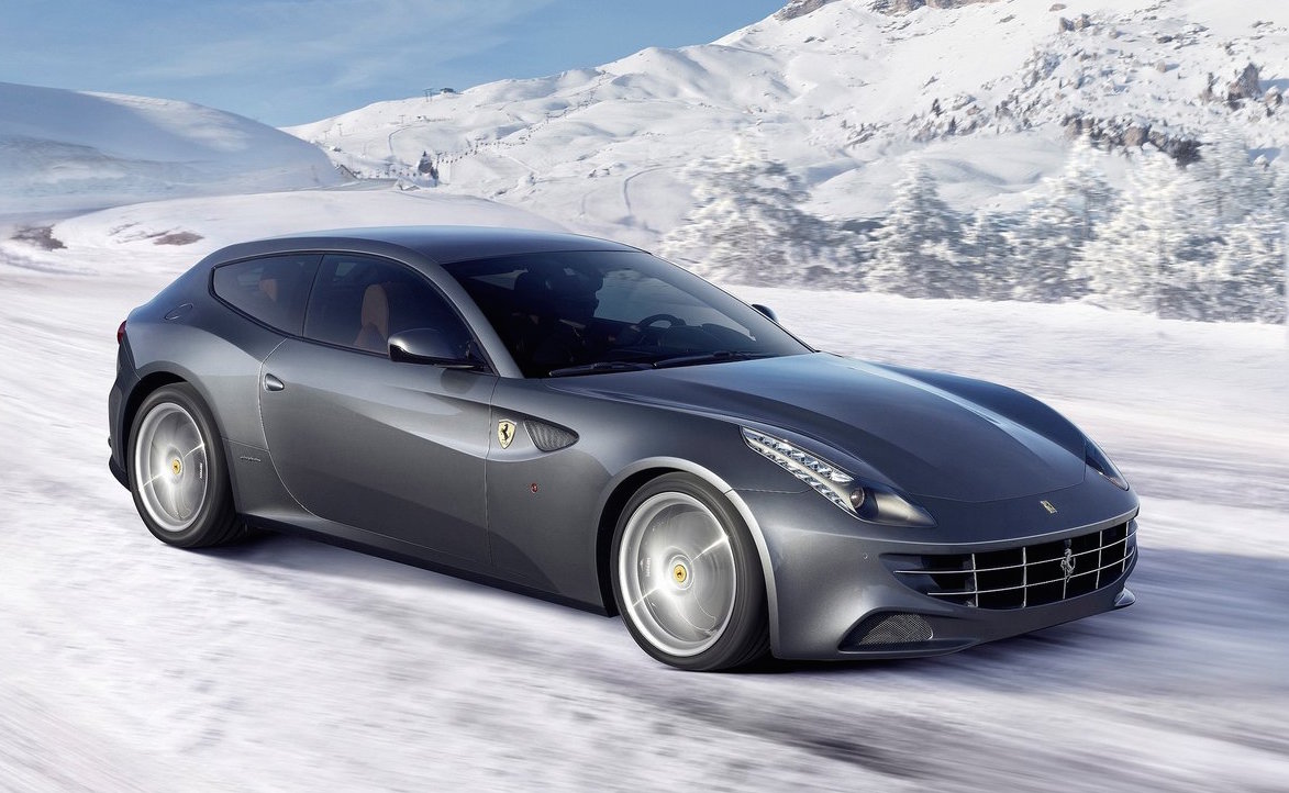 Updated Ferrari FF to come with a “surprise”, V12 continues