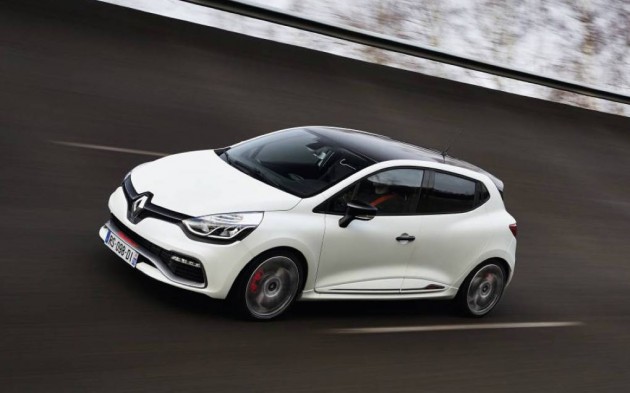 Renault Clio R.S. 220 Trophy-driving