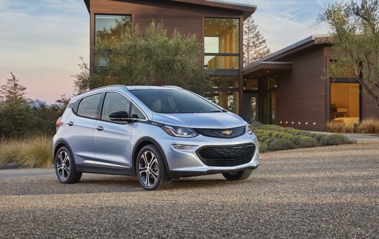 2017 Chevrolet Bolt unveiled at CES, GM’s new fully electric city car
