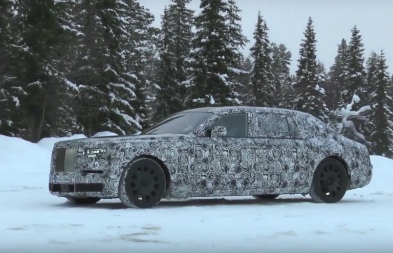2018 Rolls-Royce Phantom prototype spotted in the snow (video)