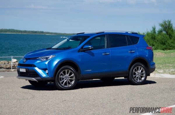 2016 Toyota RAV4 Cruiser diesel review: quick test (video ...