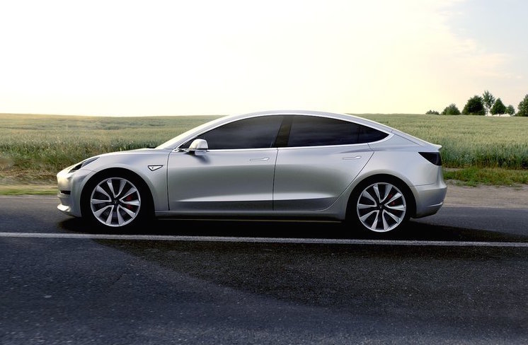 FCA boss Marchionne questions Tesla Model 3 profitability