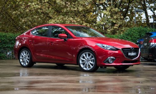 2016 Mazda3 SP25 Astina review (video)
