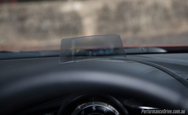 2016 Mazda3 SP25-headup display