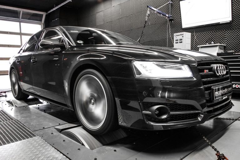 New Audi S8 tuned to nearly 800hp by mcchip-dkr