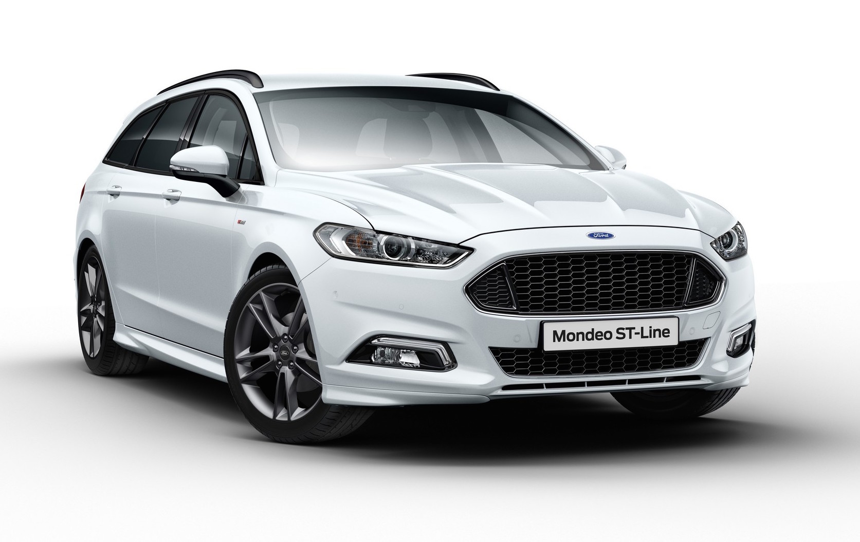 Sporty Ford Mondeo ST-Line announced in Europe