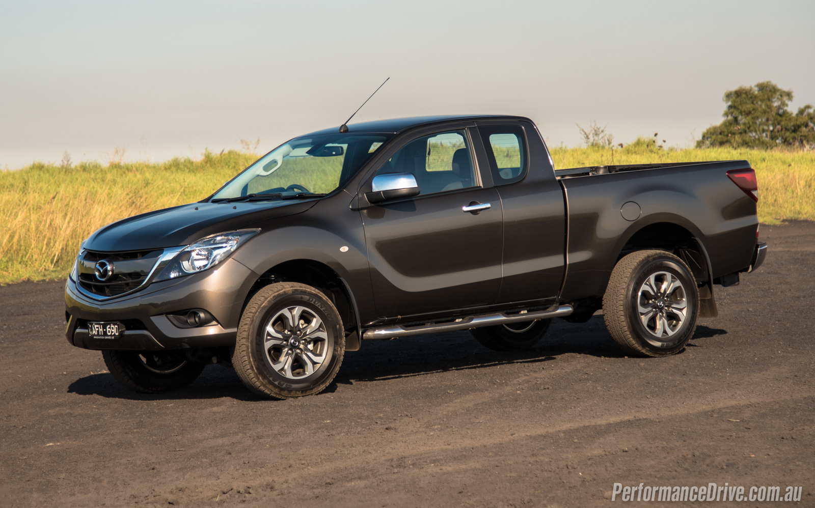 2016 Mazda BT-50 XTR Freestyle review (video)