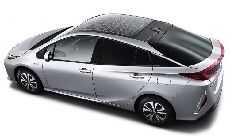 2016 Toyota Prius plugin-solar roof
