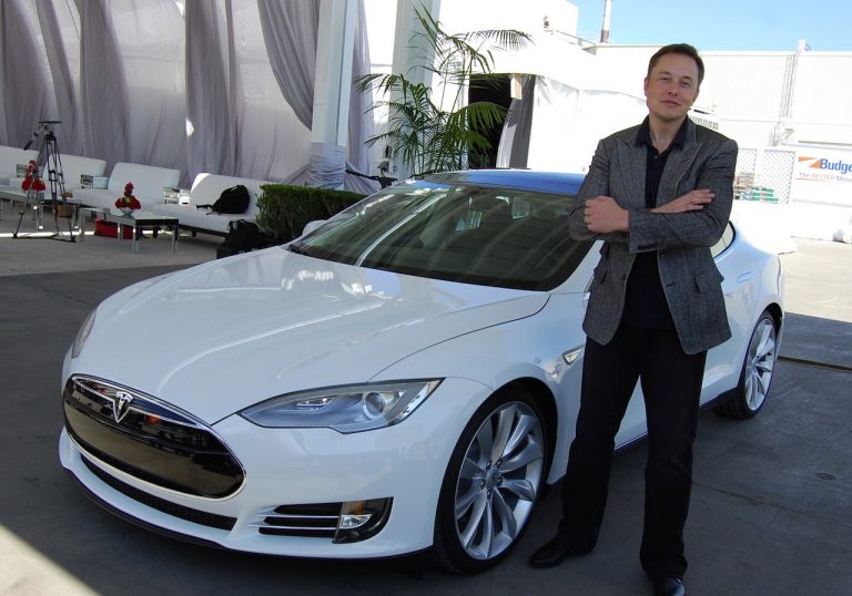 Elon Musk says Apple Car is a “missed opportunity”