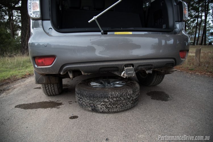 2016 Nissan Patrol Ti-spare tyre