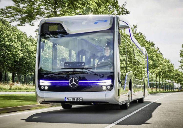 Mercedes-Benz Future Bus-driving